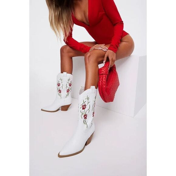 BiLLiNi Women's Yanet  Western Red Boots Pointed Toe Chunky Heel Boots size 9 - Picture 1 of 7